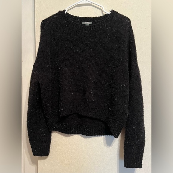 WILD FABLE~ BLACK SWEATER~SILVER FLECKS~M - Picture 1 of 7
